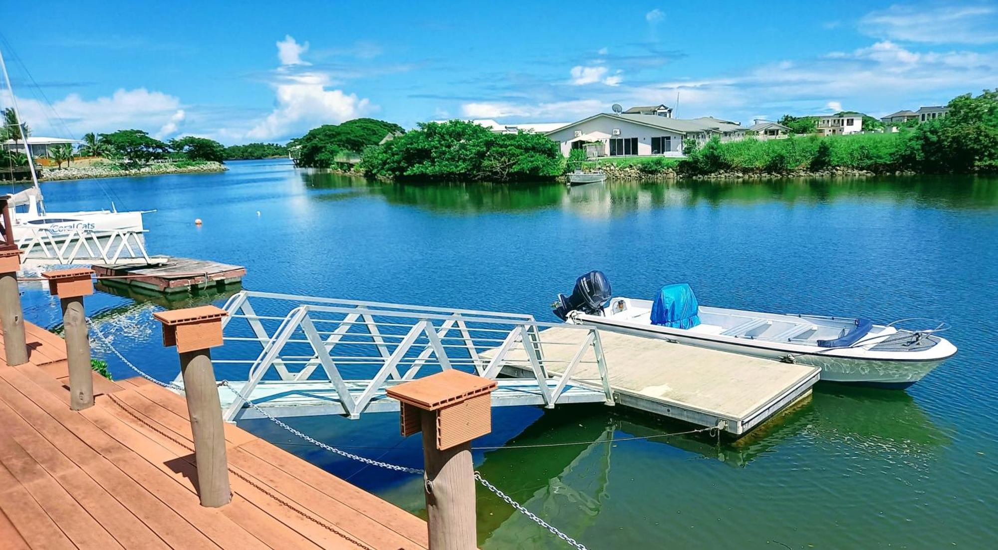 Waterfront Sunset Apartment Nadi Exterior photo